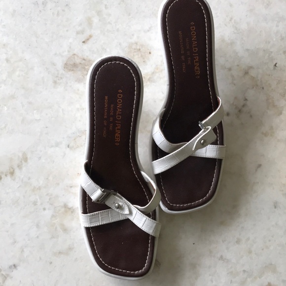 donald j pliner sandals